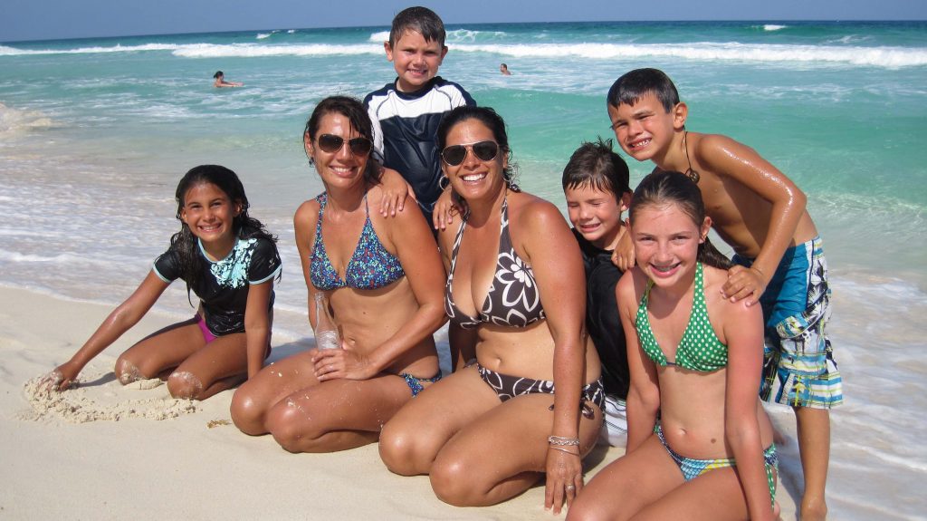 Family Nachi Cocom Beach Break Cozumely